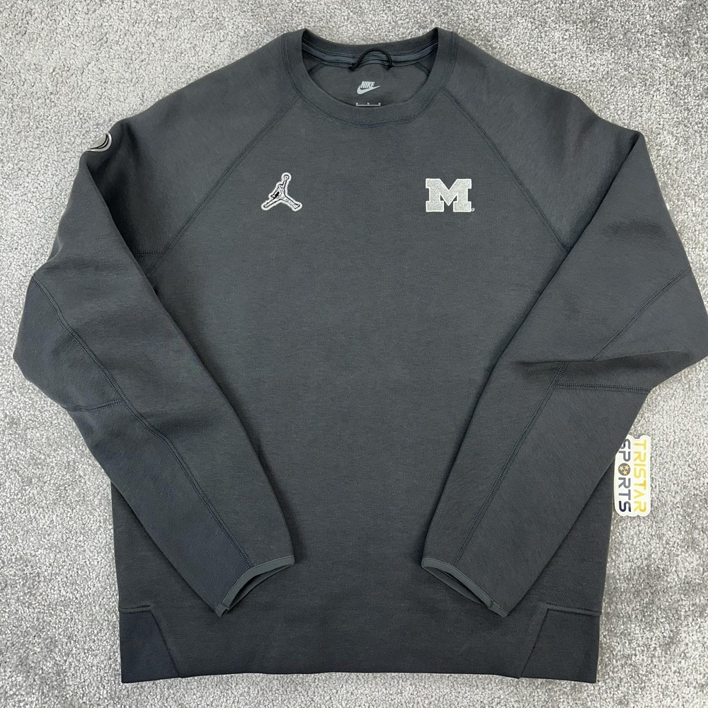 Michigan Wolverines Sweatshirt Mens Medium Gray Nike Air Jordan Tech Crewneck